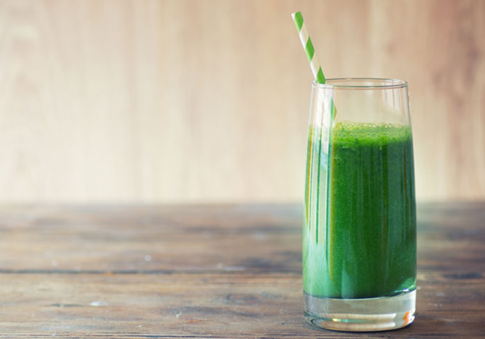 Coconut Mango Lime Green Smoothie with Kale by @BlenderBabes