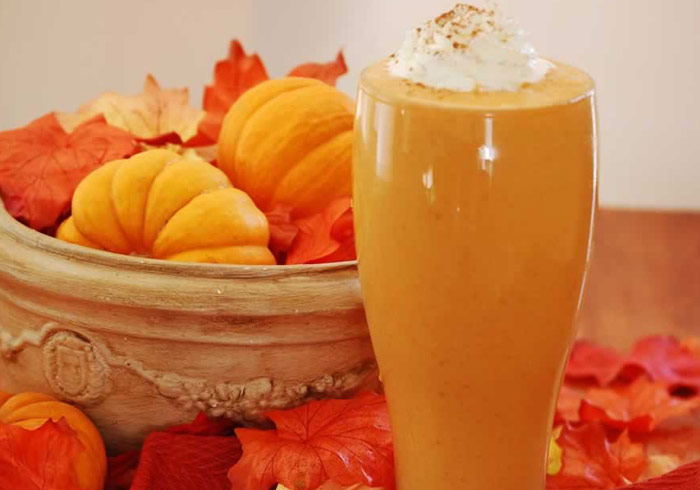 Protein Packed Pumpkin Peanut Butter Smoothie by @BlenderBabes