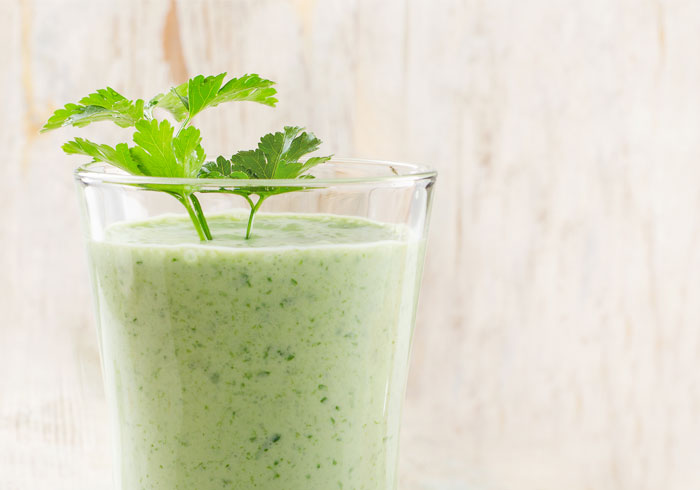 Dr. Oz Sexy Cilantro Green Smoothie by @BlenderBabes