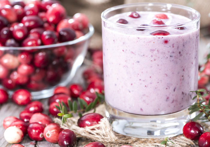 Cranberry Juice Smoothie Recipe to Prevent UTI by @BlenderBabes